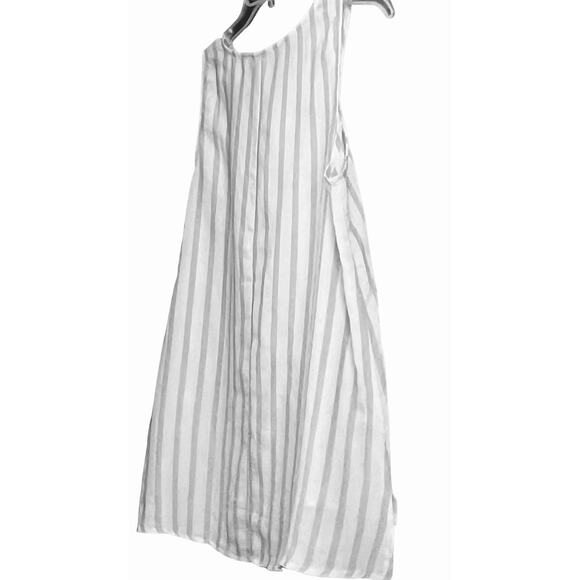 ENTRO SLEEVELESS V-NECK TUNIC STYLE BLOUSE, WOMENS, M, WHITE & GREY STRIPES - Picture 5 of 9